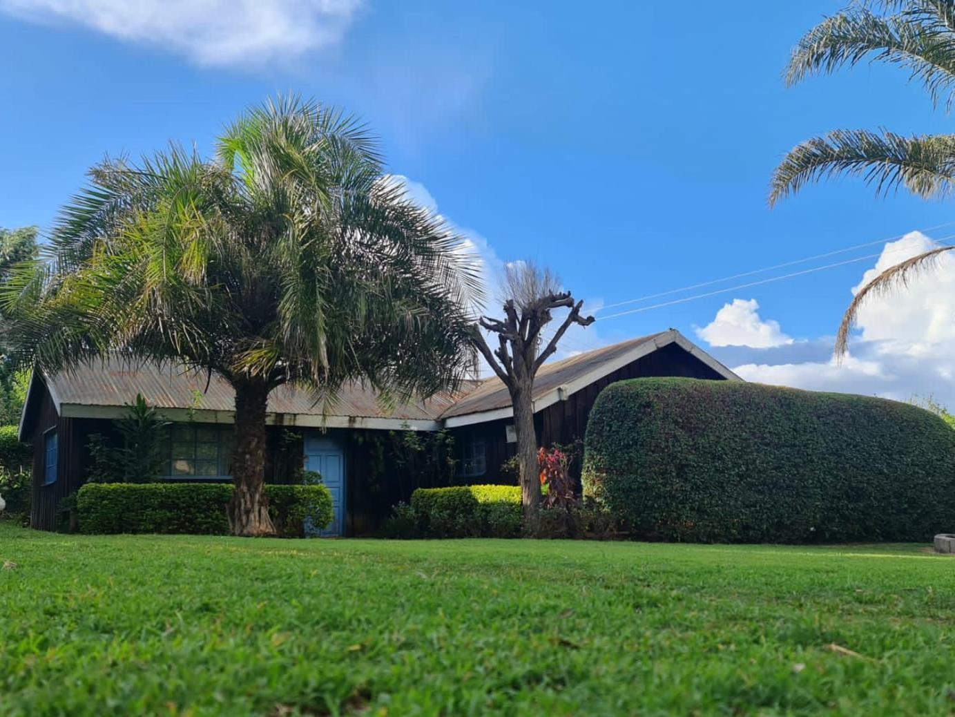 Oloitokitok Greenfield Homestay -Full Board מראה חיצוני תמונה
