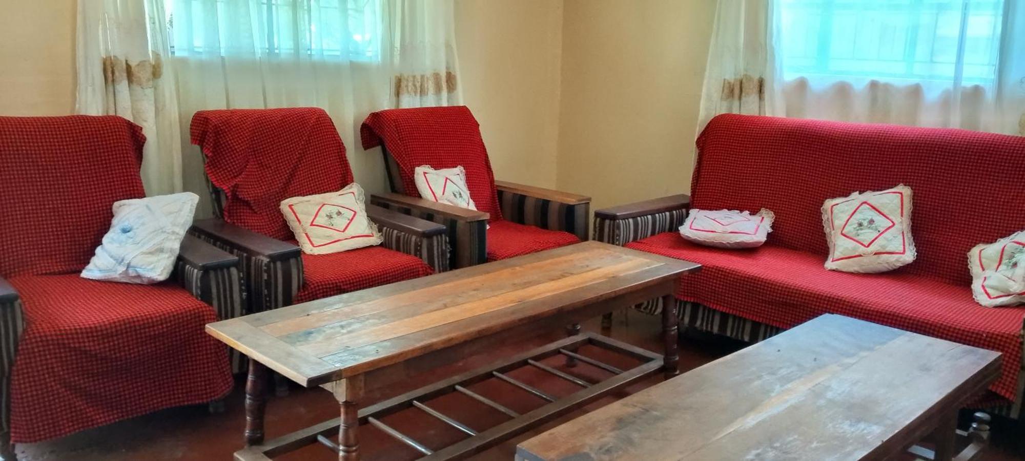 Oloitokitok Greenfield Homestay -Full Board מראה חיצוני תמונה